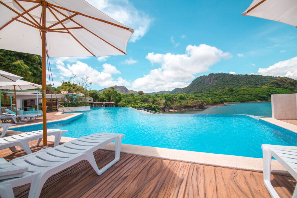 Infinity-pool resort of the kind used for high-tier incentive travel programmes
